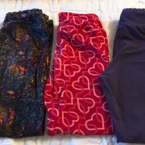 Lot of Solid and Printed S/M LuLaRoe Leggings